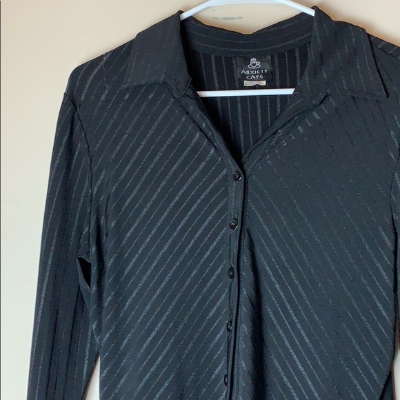 Black long sleeved Shirt - Picture 1 of 4